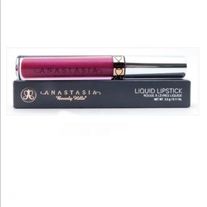 Anastasia liquid lipstick sugar plum